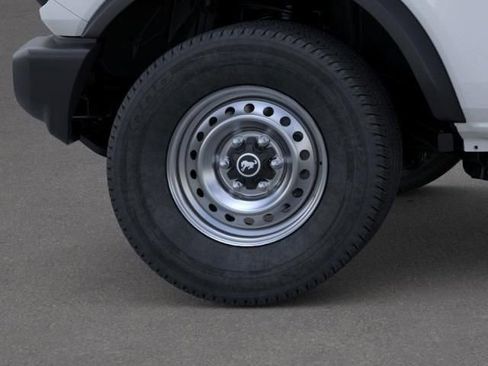 New 2025 Ford Bronco 4-Door image 21