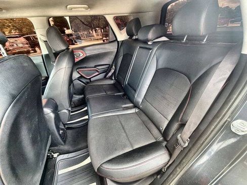 Used 2020 Kia Soul GT-Line Turbo FWD image 23