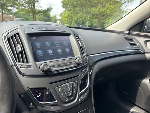 Used 2016 Buick Regal Premium image 22