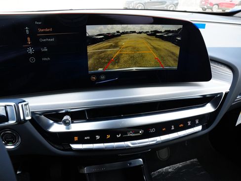 New 2025 Cadillac Lyriq Luxury image 14