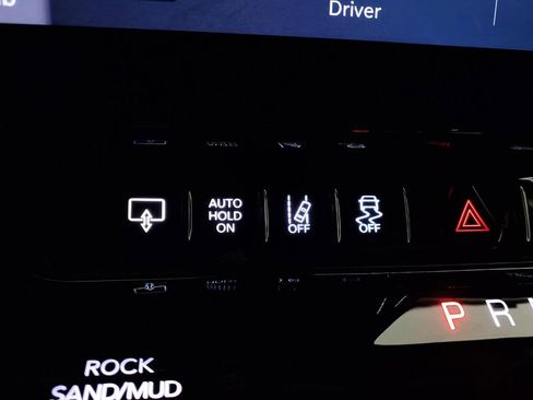 Used 2022 Jeep Grand Wagoneer Series II image 24