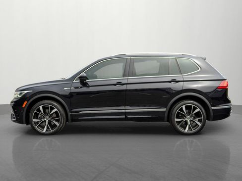 Used 2022 Volkswagen Tiguan SEL R-Line AWD/4WD image 4