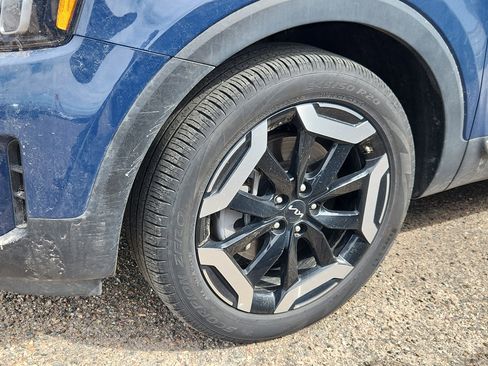 Used 2025 Kia Telluride S image 7