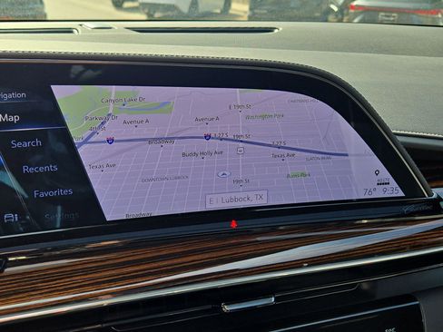 Certified 2023 Cadillac Escalade Premium Luxury AWD/4WD image 19