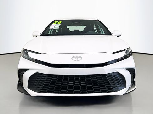 Used 2026 Toyota Camry SE image 11