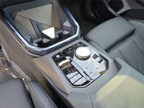 Certified 2025 BMW X3 xDrive30i image 27