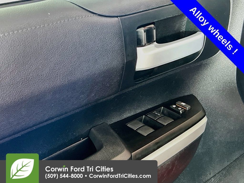 Used 2017 Toyota Tundra SR5 AWD/4WD image 12