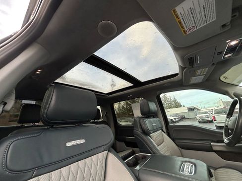 Used 2023 Ford F350 Limited image 27