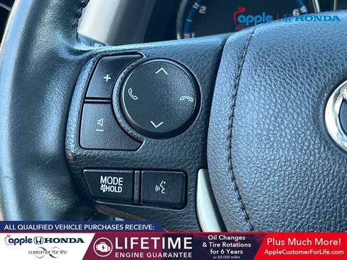 Used 2016 Toyota RAV4 XLE AWD/4WD image 24