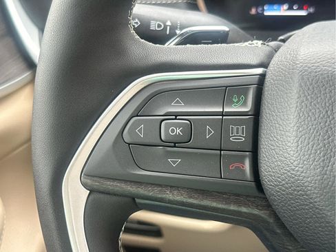 New 2025 Jeep Grand Cherokee L Limited w/ Luxury Tech Group II image 33