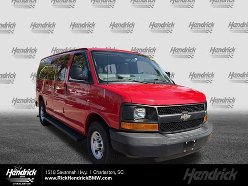 Used 2015 Chevrolet Express 3500 LS image 1