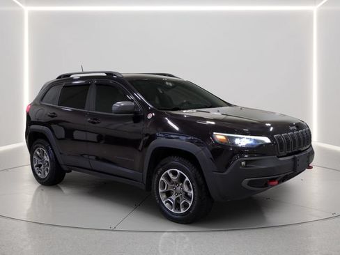 Used 2021 Jeep Cherokee Trailhawk w/ Sun, Sound & Nav Group AWD/4WD image 8