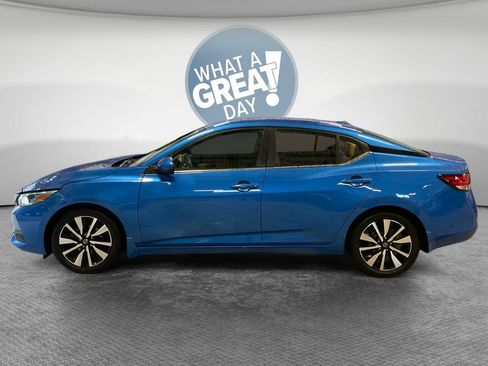 Used 2023 Nissan Sentra SV w/ SV Premium Package FWD image 7