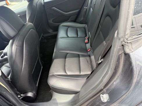 Used 2022 Tesla Model 3 Standard Range RWD image 20