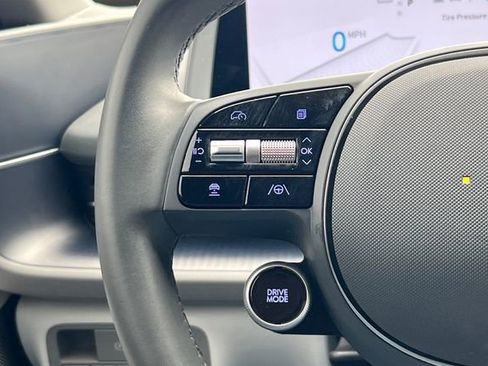 Certified 2025 Hyundai Ioniq 6 SEL RWD image 30