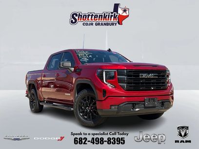 Used 2024 GMC Sierra 1500 Elevation w/ LPO, Elevation Black Package