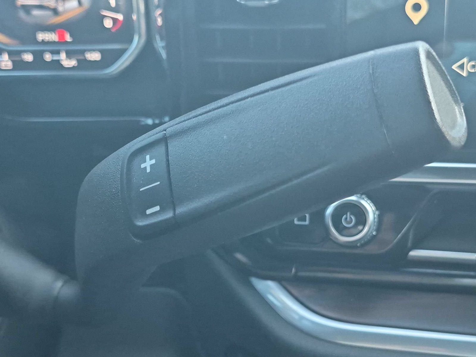 Used 2025 GMC Sierra 1500 SLT RWD image 22