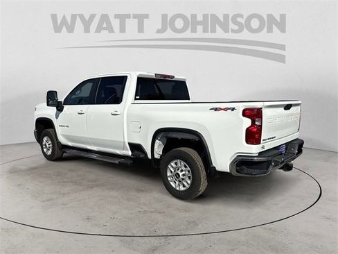 Used 2025 Chevrolet Silverado 2500 LT w/ Safety Package image 3