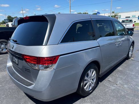Used 2016 Honda Odyssey SE image 7