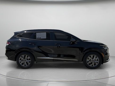 Used 2024 Kia Sportage SX FWD image 2