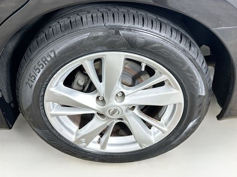 Used 2015 Nissan Altima 2.5 SL w/ Technology Package FWD image 11