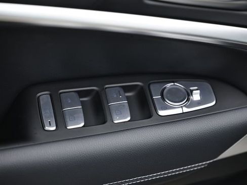 New 2026 Genesis G70 2.5T image 18