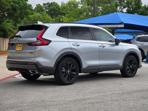 Used 2025 Honda CR-V Sport Touring image 3