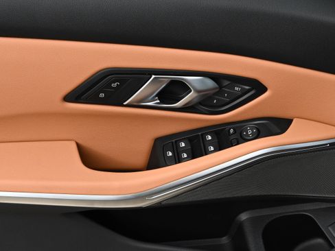 New 2026 BMW 330i xDrive Sedan w/ M Sport Package image 22