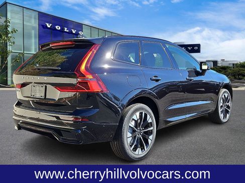 New 2026 Volvo XC60 B5 Plus w/ Protection Package Premier image 4