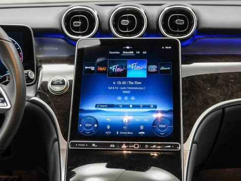 Certified 2025 Mercedes-Benz GLC 300 image 14