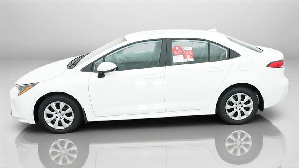 New 2027 Toyota Corolla LE FWD image 6