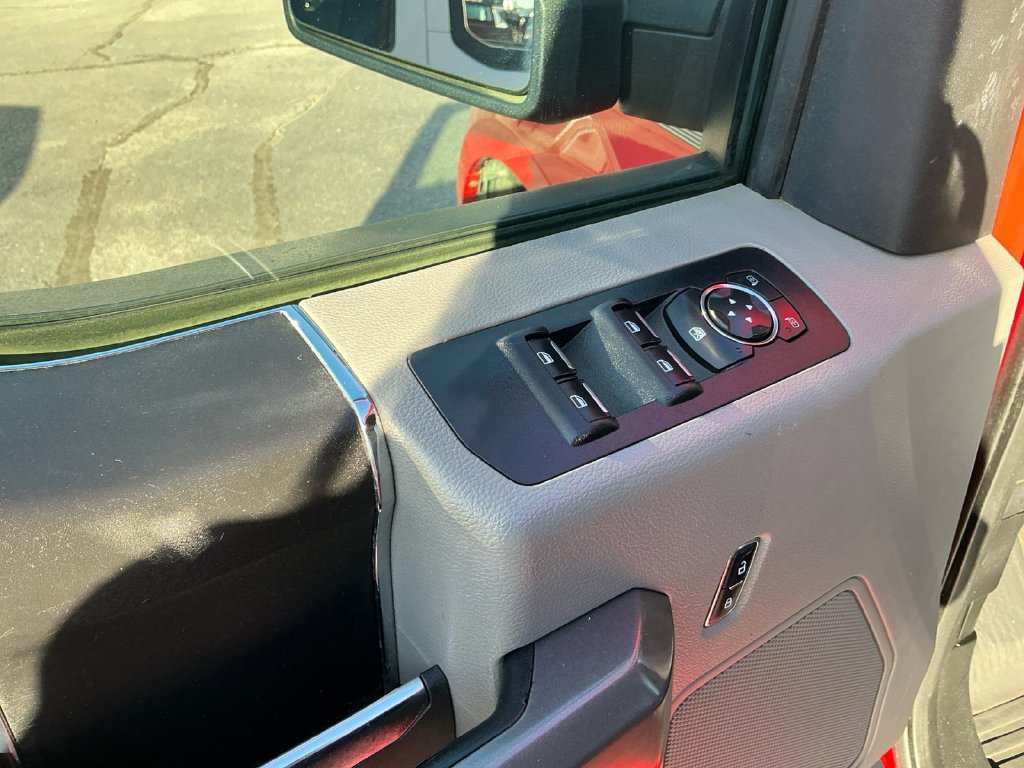 Used 2017 Ford F150 XLT AWD/4WD image 16