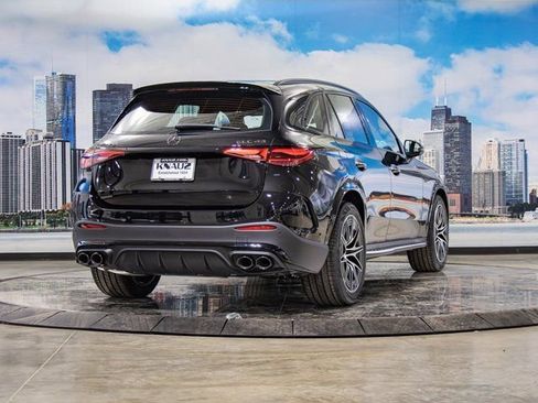 Used 2026 Mercedes-Benz GLC 43 AMG 4MATIC image 8
