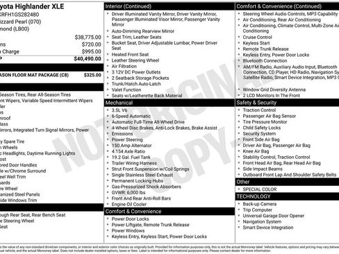 Used 2016 Toyota Highlander XLE w/ Four Season Floor Mat Package image 14