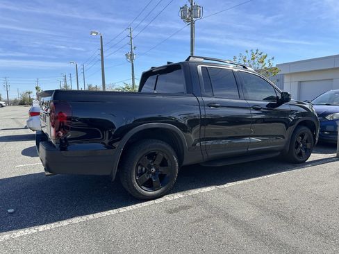 Used 2024 Honda Ridgeline Black Edition image 7