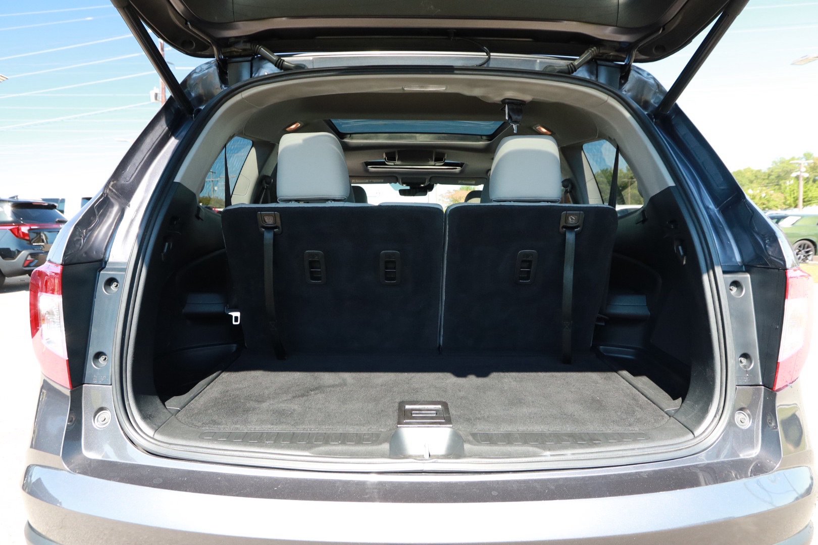 Used 2021 Honda Pilot Elite image 26