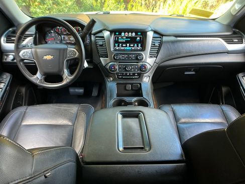 Used 2019 Chevrolet Tahoe LT image 12