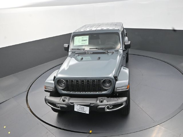 New 2026 Jeep Gladiator Sport AWD/4WD image 11