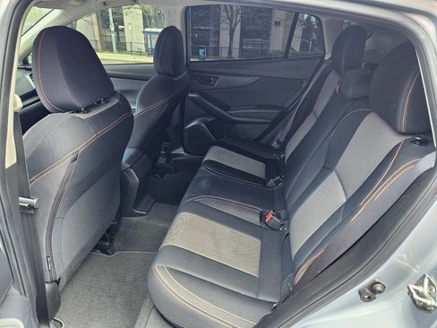 Used 2019 Subaru Crosstrek 2.0i Premium w/ Eyesight System image 10