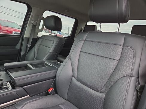 Used 2023 Toyota Tundra Limited AWD/4WD image 9
