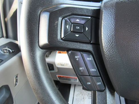 Used 2019 Ford F550 4x4 Regular Cab Super Duty image 40