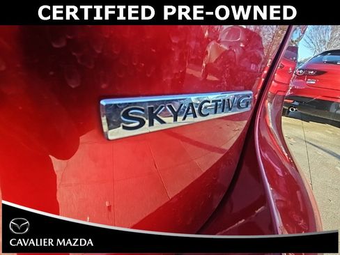 Used 2022 MAZDA MAZDA3 s image 37