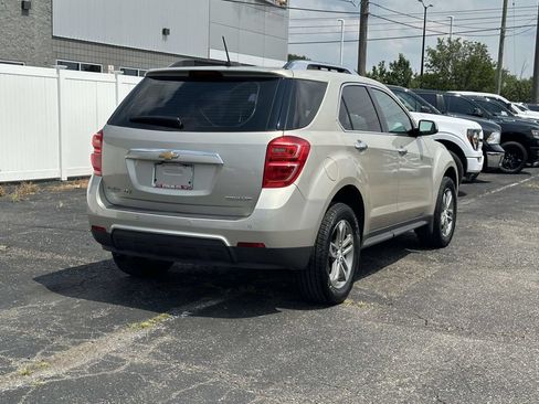 Used 2016 Chevrolet Equinox LTZ w/ Enhanced Convenience Package FWD image 4