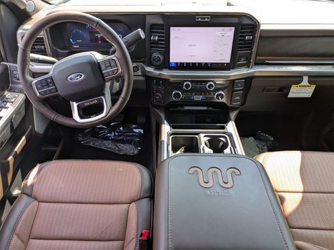 New 2025 Ford F350 King Ranch w/ Chrome Package image 15