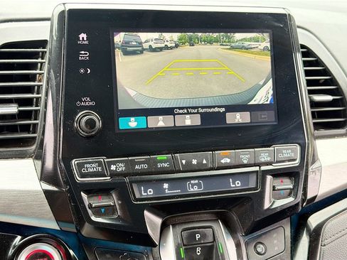 Used 2022 Honda Odyssey Touring image 12
