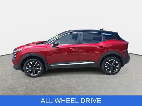 Used 2025 Nissan Kicks SV AWD/4WD image 8