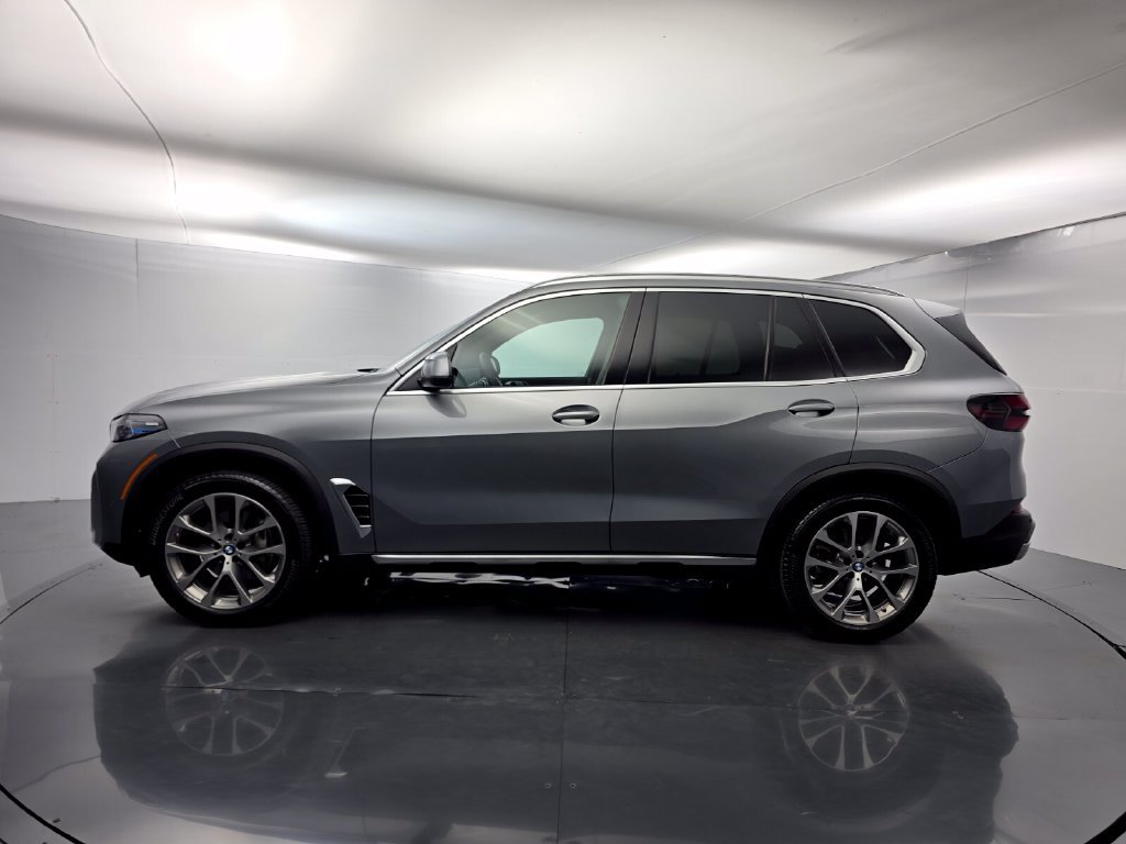 Certified 2024 BMW X5 sDrive40i w/ Premium Package RWD image 7