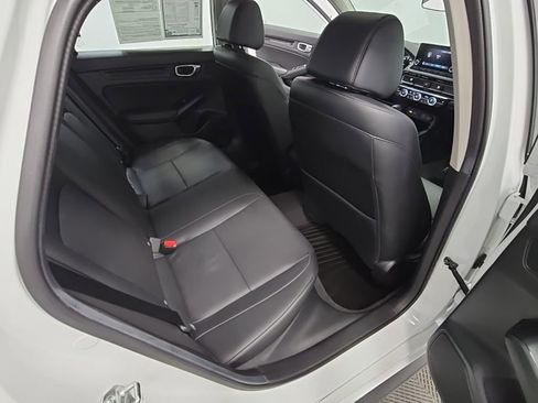 Used 2024 Honda Civic EX-L image 32