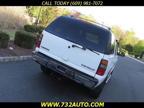 Used 2004 Chevrolet Tahoe LT w/ LT Preferred Equipment Group AWD/4WD image 16