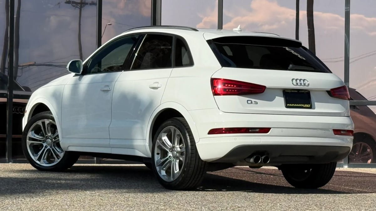 Used 2016 Audi Q3 2.0T Premium Plus w/ Technology Package FWD image 7